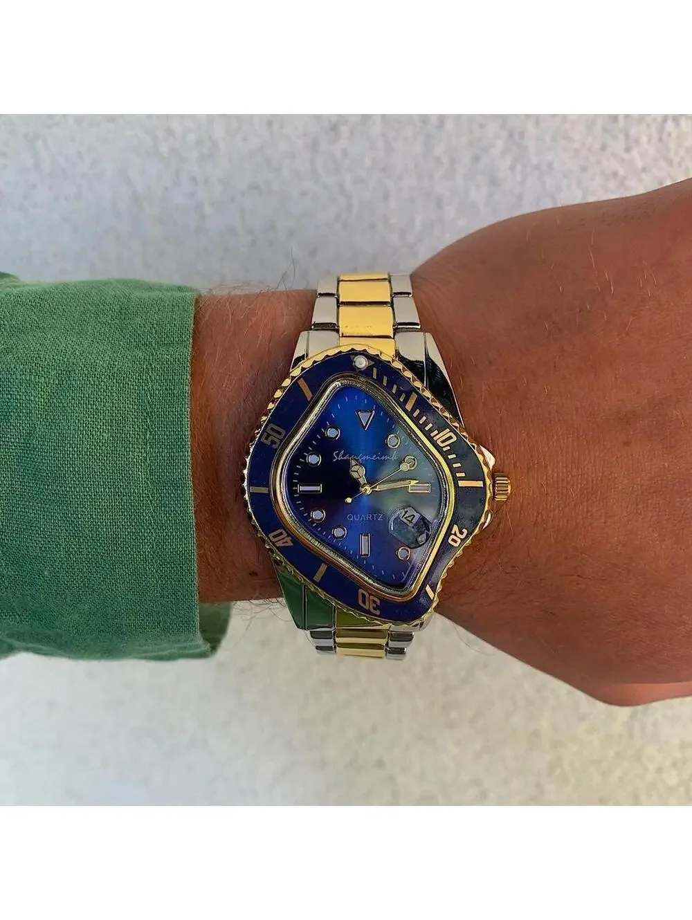 N/A #watch #y2k